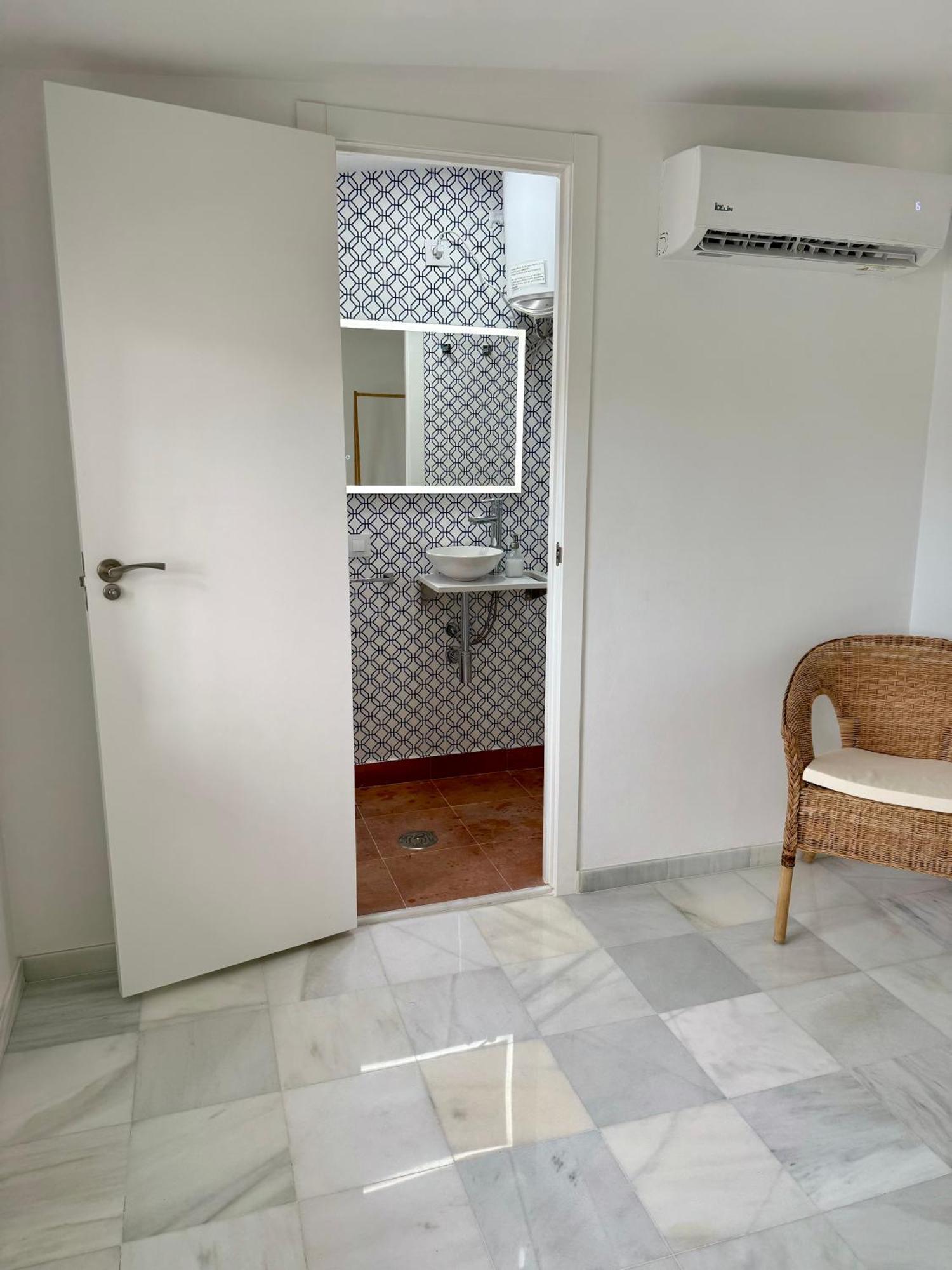 Apartamento Luminoso Ático con Terraza, Calle Antonia Diaz Sevilla Exterior foto